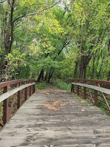 2706 Lakeview Court, Little Canada, MN 55117