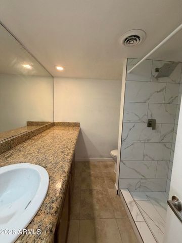 1702 W TUCKEY Lane 209, Phoenix, AZ 85015