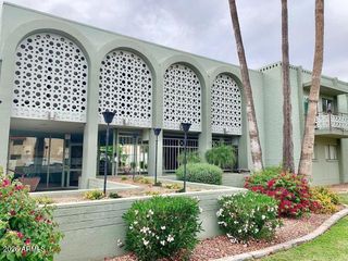 1702 W TUCKEY Lane 209, Phoenix, AZ 85015