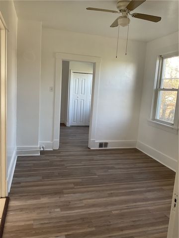 825 Benwood Ave, Stowe Twp, PA 15136