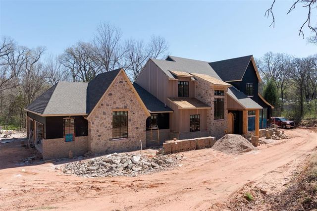 13700 Shoreline Boulevard, Edmond, OK 73013