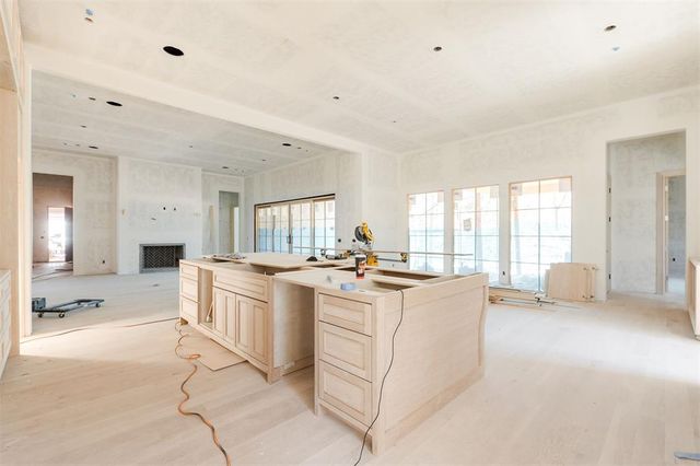 13700 Shoreline Boulevard, Edmond, OK 73013