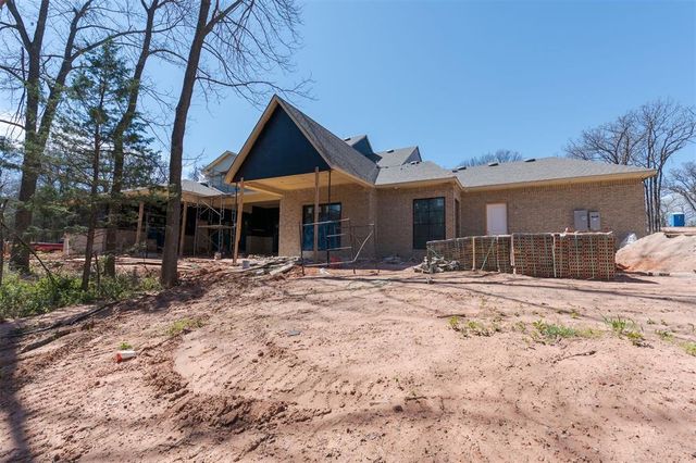 13700 Shoreline Boulevard, Edmond, OK 73013
