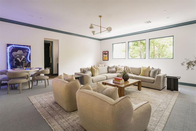 13700 Shoreline Boulevard, Edmond, OK 73013