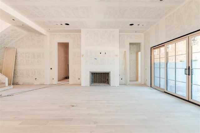 13700 Shoreline Boulevard, Edmond, OK 73013
