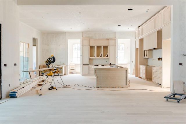 13700 Shoreline Boulevard, Edmond, OK 73013