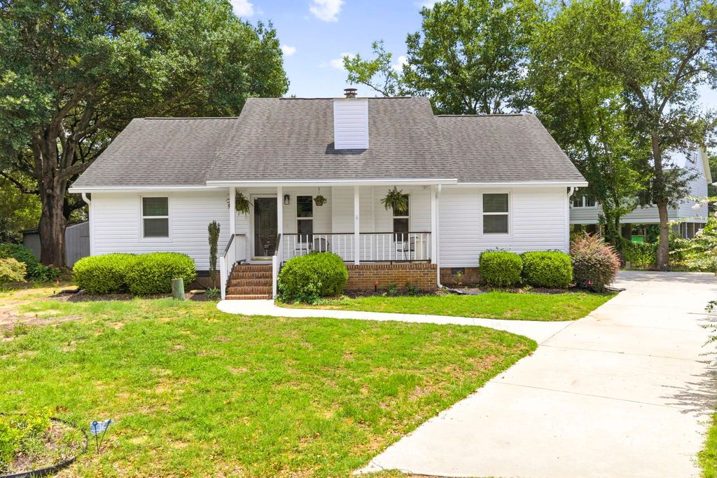 3556 Golden Rod Ct, Murrells Inlet, SC 29576