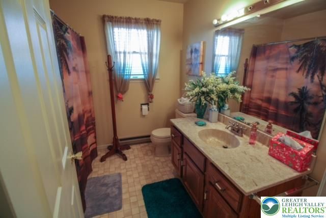 228 Utica Avenue, Wind Gap Boro, PA 18091