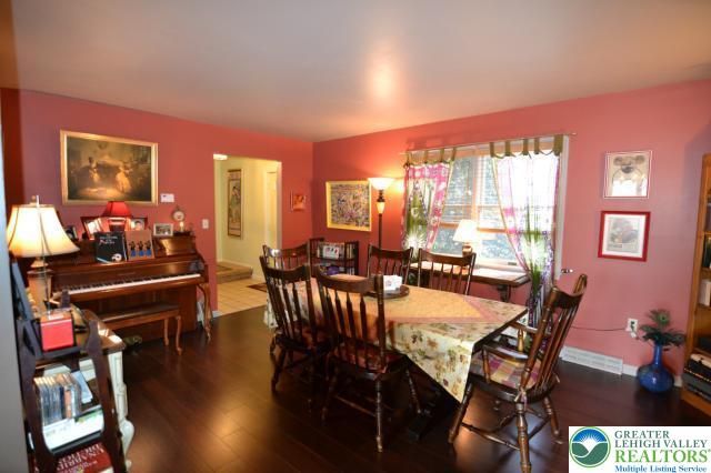 228 Utica Avenue, Wind Gap Boro, PA 18091