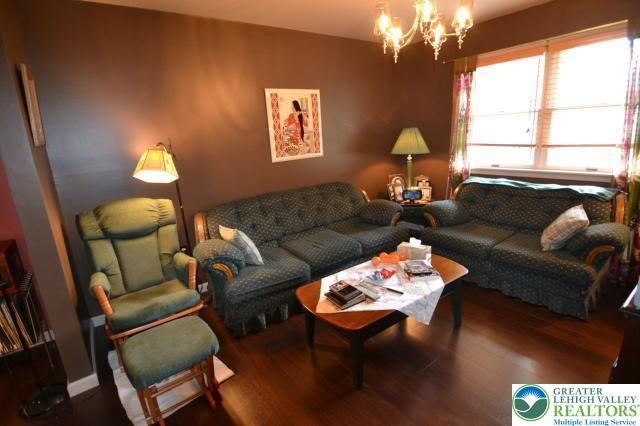 228 Utica Avenue, Wind Gap Boro, PA 18091