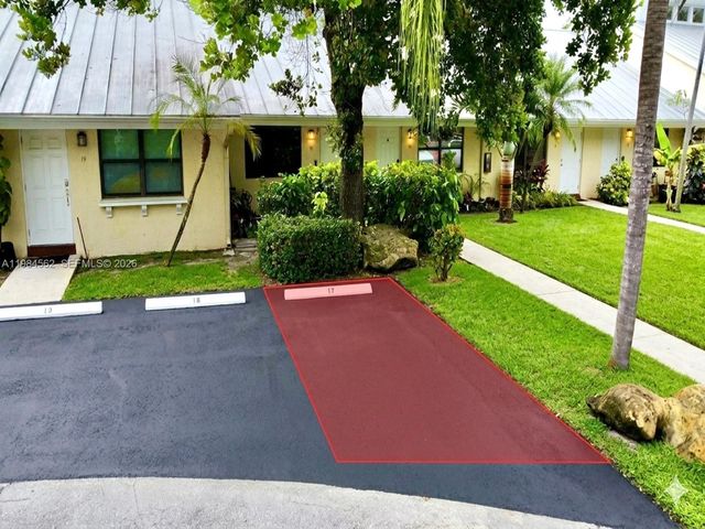 1455 Holly Heights Dr 17, Fort Lauderdale, FL 33304