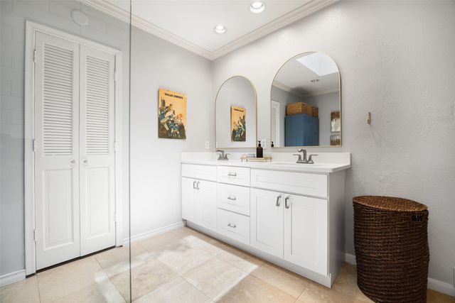 10405 Lake Gardens Drive, Dallas, TX 75218