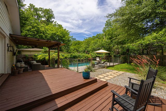10405 Lake Gardens Drive, Dallas, TX 75218