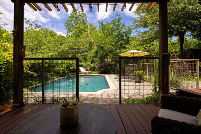10405 Lake Gardens Drive, Dallas, TX 75218