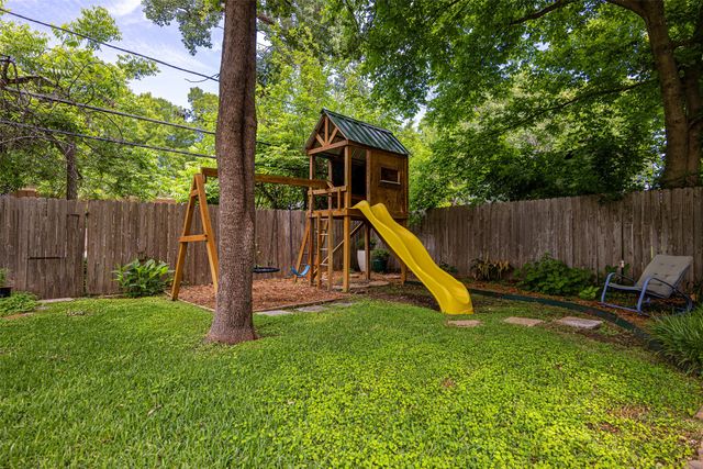 10405 Lake Gardens Drive, Dallas, TX 75218
