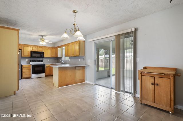 11546 WOODGLEN Way, Jacksonville, FL 32223