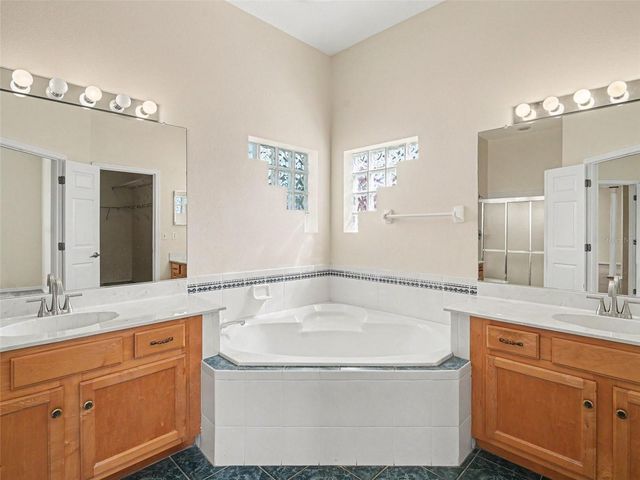 4940 THAMES LANE, Sarasota, FL 34238