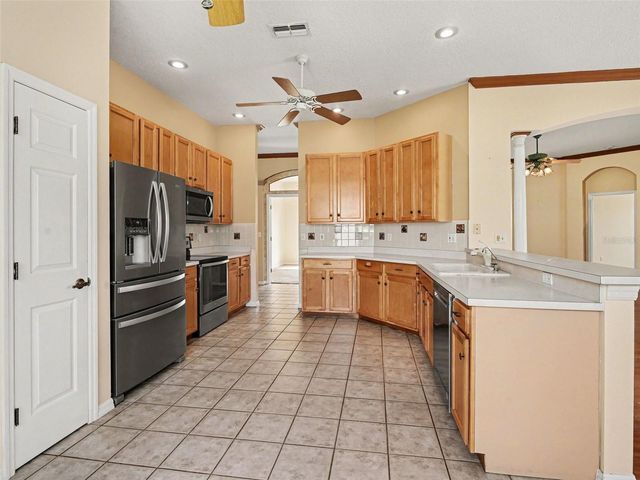 4940 THAMES LANE, Sarasota, FL 34238