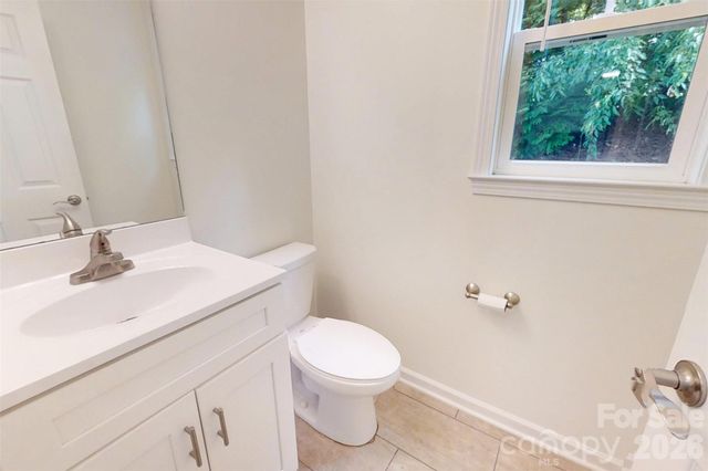 1017 Baldwin Commons Drive, Arden, NC 28704