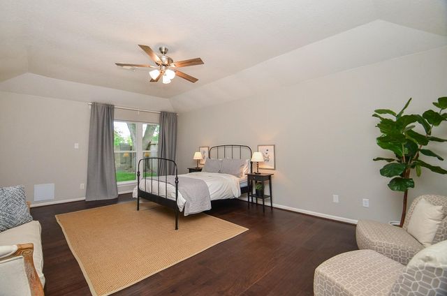 1754 Carriage Way, Sugar Land, TX 77478