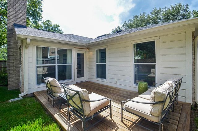 1754 Carriage Way, Sugar Land, TX 77478