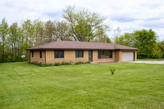 6783 Red Arrow Highway, Coloma, MI 49038