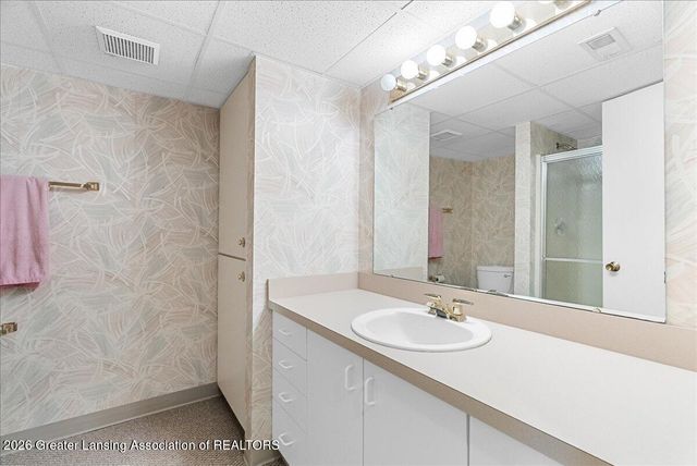 3601 Muirfield Drive, Lansing, MI 48911