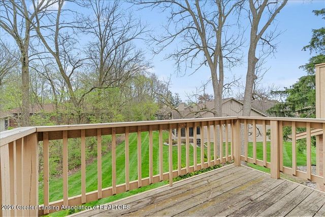 3601 Muirfield Drive, Lansing, MI 48911