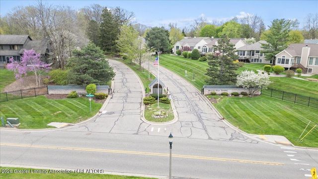 3601 Muirfield Drive, Lansing, MI 48911