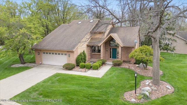 3601 Muirfield Drive, Lansing, MI 48911