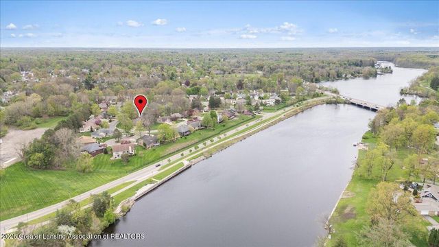 3601 Muirfield Drive, Lansing, MI 48911