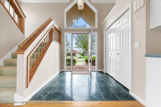 3601 Muirfield Drive, Lansing, MI 48911