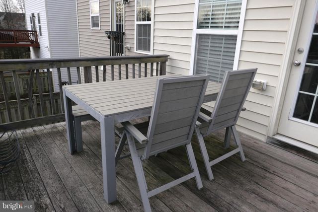 25152 SWEET MYRTLE SQ, Aldie, VA 20105