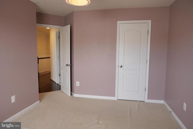 25152 SWEET MYRTLE SQ, Aldie, VA 20105