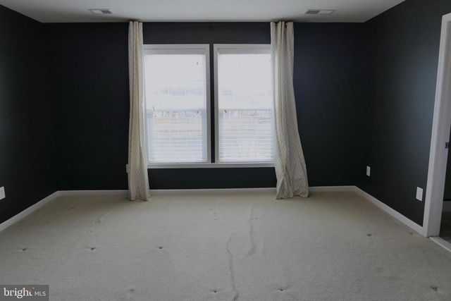 25152 SWEET MYRTLE SQ, Aldie, VA 20105