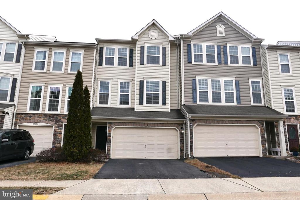 25152 SWEET MYRTLE SQ, Aldie, VA 20105