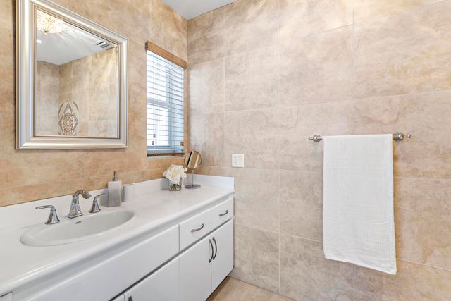 4741 NE 29th Avenue, Fort Lauderdale, FL 33308