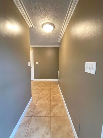 452 SW Curry Street, Port St Lucie, FL 34983