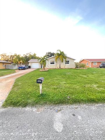 452 SW Curry Street, Port St Lucie, FL 34983