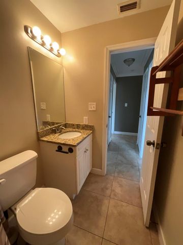 452 SW Curry Street, Port St Lucie, FL 34983