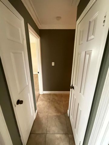 452 SW Curry Street, Port St Lucie, FL 34983