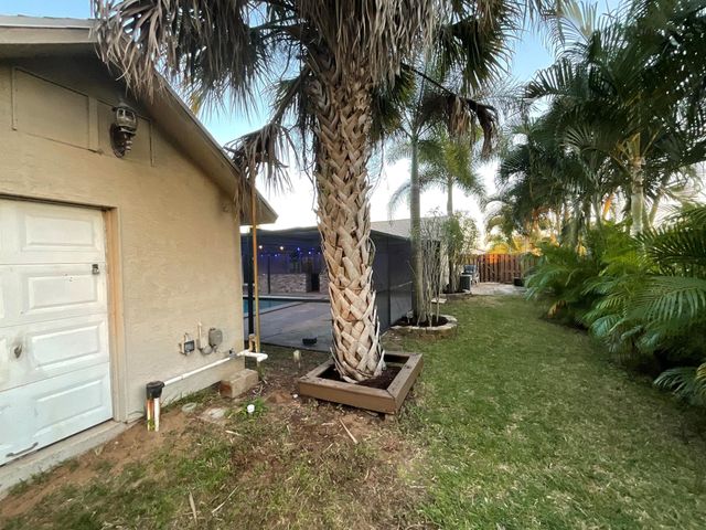 452 SW Curry Street, Port St Lucie, FL 34983
