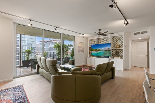 3310 Fairmount Street 16B, Dallas, TX 75201