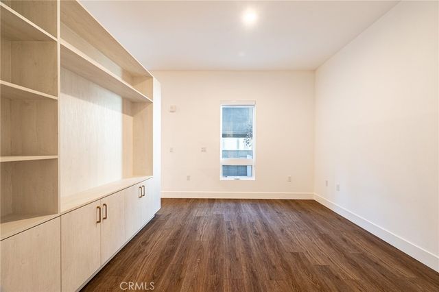 709 E Walnut 222, Pasadena, CA 91101