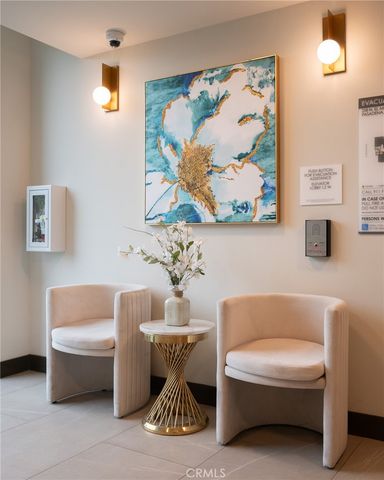 709 E Walnut 222, Pasadena, CA 91101