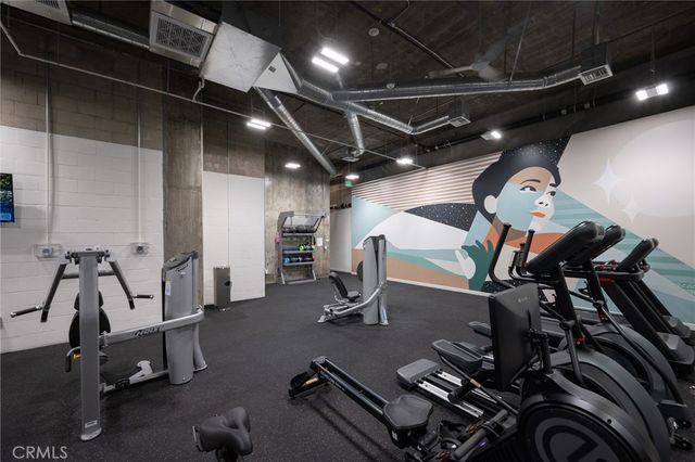 709 E Walnut 222, Pasadena, CA 91101