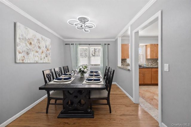 33 Greenwood Lane, White Plains, NY 10607