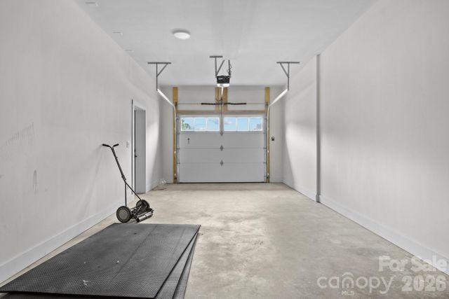 1112 Blueview Drive, Black Mountain, NC 28711