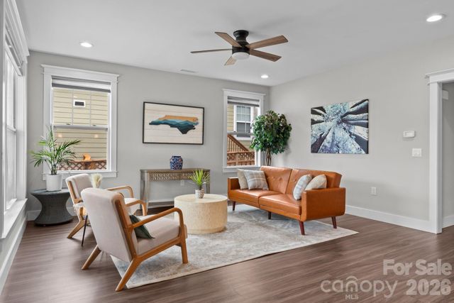 1112 Blueview Drive, Black Mountain, NC 28711