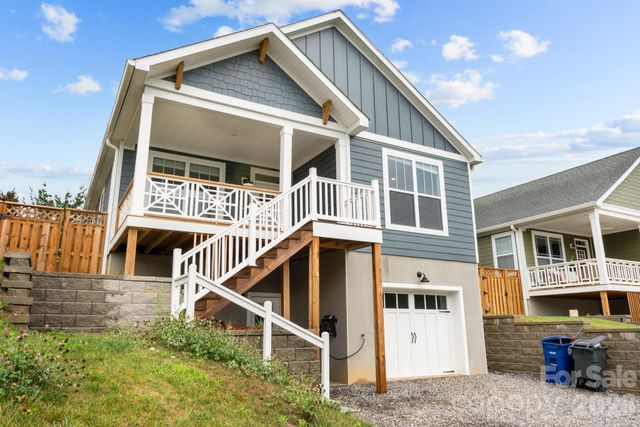 1112 Blueview Drive, Black Mountain, NC 28711